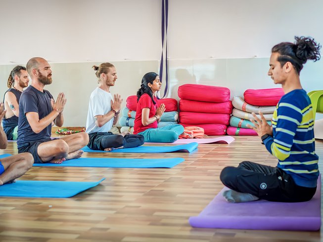 500-Hour Yoga TTC in Rishikesh: Exploring the Depths of Yoga