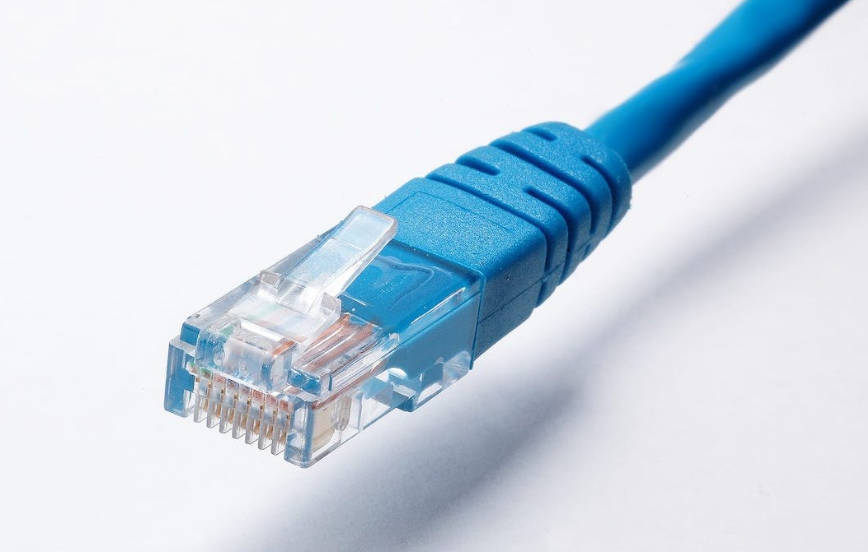 Can An Older Ethernet Cable Carry Fiber Connection Speed?