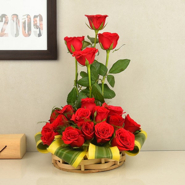 Create A Special Bond With Anniversary Gifts Online