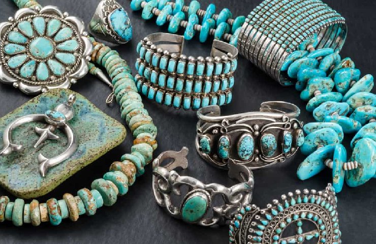 How to Take Care of Your December Birthstone: How to Keep Your Turquoise Jewellery Shining